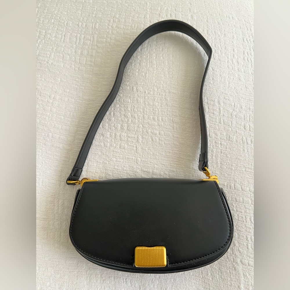 Rachel Zoe Buckle Shoulder Bag in Elegant Black and Gold